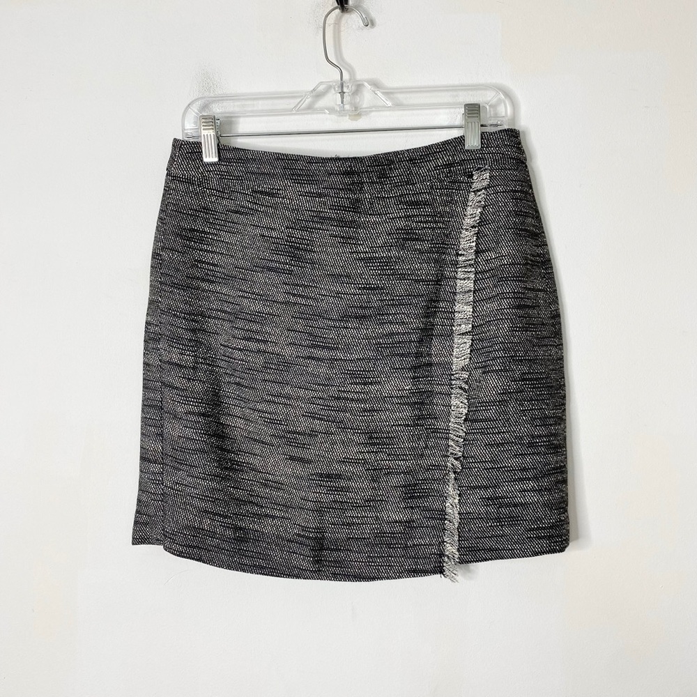 Ann Taylor LOFT Women’s NWT Size 6 Textured Tweed Asymmetric Fringe Skirt